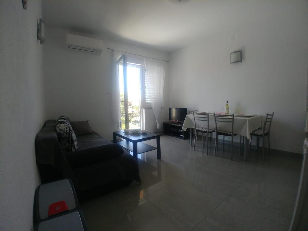 Lana Apartman Apartment Medulin Exterior foto